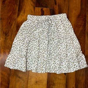 Shein Floral Skirt. Size Small